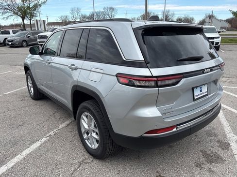 New 2026 Jeep Grand Cherokee Laredo AWD/4WD image 20