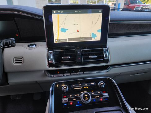 Used 2019 Lincoln Navigator Reserve w/ Cargo Package AWD/4WD image 30