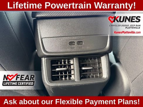 Used 2025 Chevrolet Equinox LT image 31