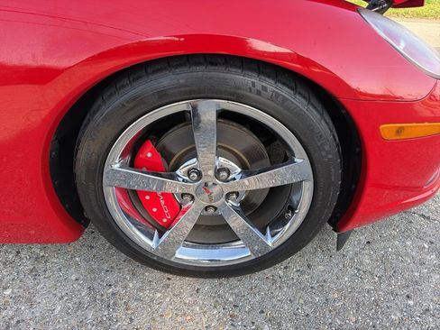 Used 2008 Chevrolet Corvette Coupe w/ Preferred Equipment Group image 17