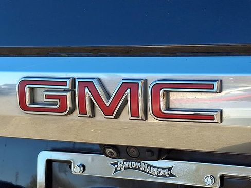 Used 2022 GMC Yukon Denali w/ Denali Premium Package image 31