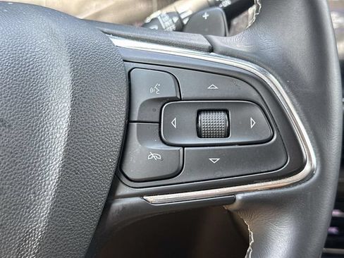 Used 2023 Buick Envision Preferred AWD/4WD image 23