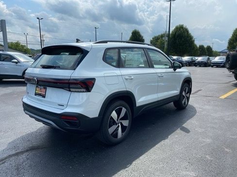New 2025 Volkswagen Taos S image 9