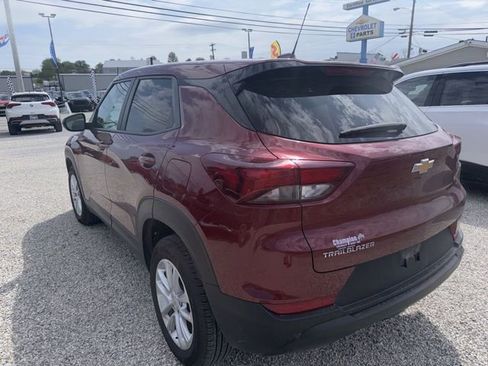 Used 2024 Chevrolet TrailBlazer LS w/ LS Convenience Package image 13