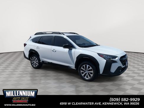 Used 2024 Subaru Outback AWD/4WD image 1