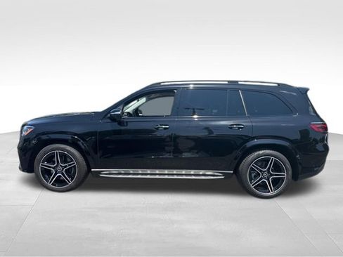Used 2026 Mercedes-Benz GLS 450 4MATIC image 3