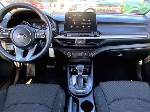 Used 2021 Kia Forte LXS FWD image 31