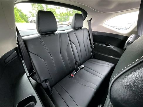 Used 2022 Acura MDX FWD w/ Technology Package image 37