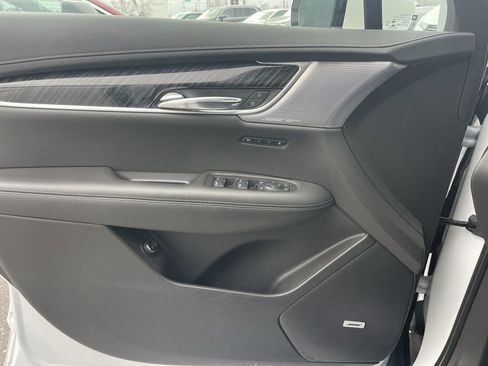 Certified 2023 Cadillac XT6 Premium Luxury image 35