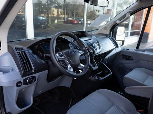 Used 2019 Ford Transit 350 XLT RWD image 17