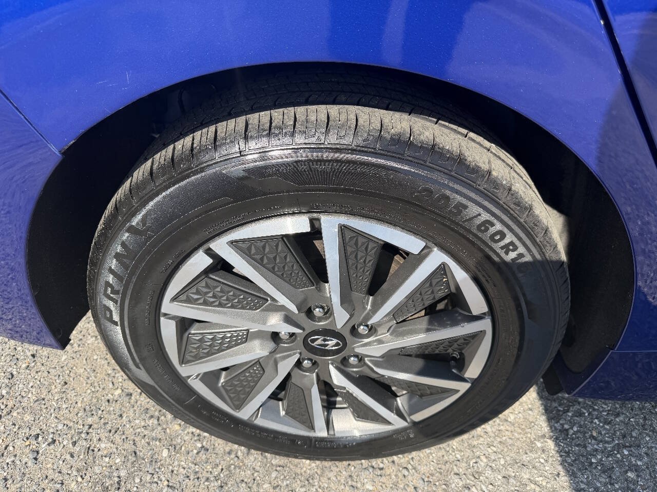 Used 2020 Hyundai Ioniq SE FWD image 26