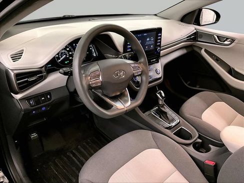 Used 2020 Hyundai Ioniq Blue FWD image 12