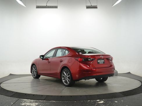 Used 2018 MAZDA MAZDA3 Touring image 28