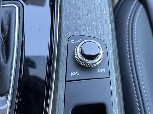 Used 2024 Audi A4 2.0T Premium Plus image 11