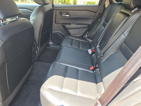 Certified 2026 Nissan Rogue SL FWD image 13
