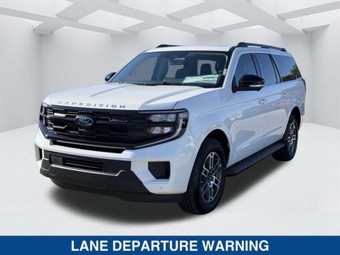 New 2025 Ford Expedition Max Active image 8