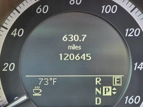 Used 2011 Mercedes-Benz E 350 4MATIC Sedan image 18