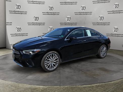 Used 2025 Mercedes-Benz CLA 250 4MATIC image 1