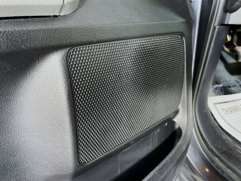 Used 2019 Toyota Sequoia SR5 AWD/4WD image 25