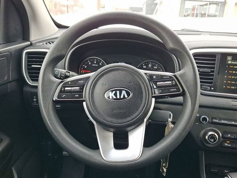 Certified 2022 Kia Sportage LX image 8