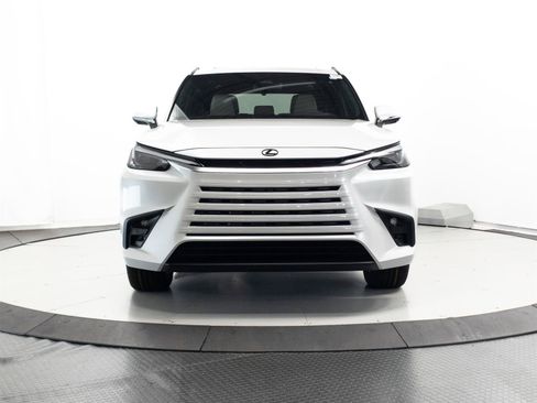 New 2026 Lexus TX 350 AWD image 2