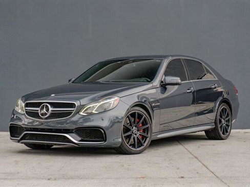 Used 2014 Mercedes-Benz E 63 AMG S-Model image 4
