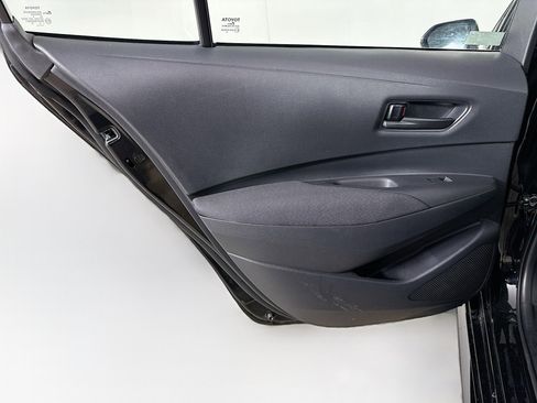 Used 2025 Toyota Corolla LE image 25