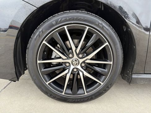 Used 2022 Toyota Camry SE image 33