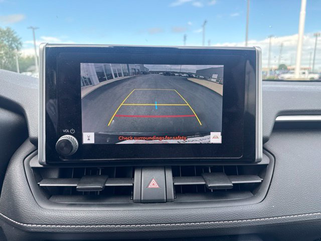 Certified 2023 Toyota RAV4 LE AWD/4WD image 20