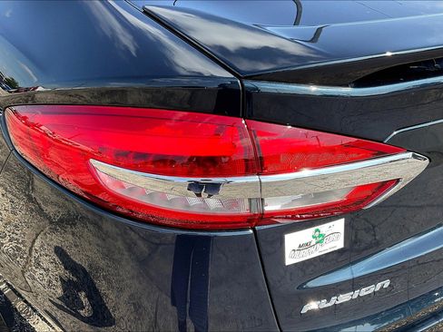 Used 2020 Ford Fusion Energi Titanium image 28