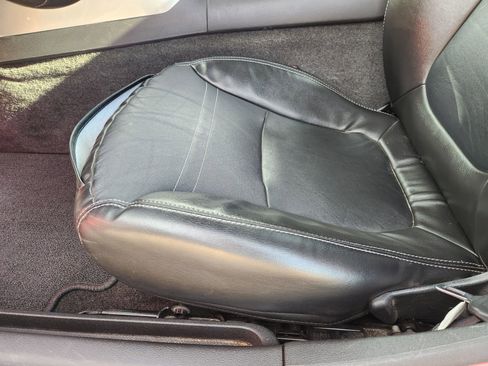 Used 2009 Saturn Sky Red Line image 28