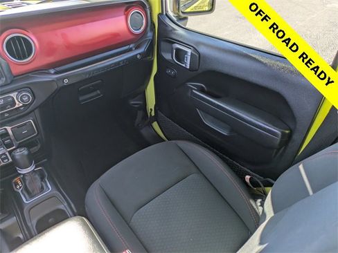 Used 2023 Jeep Wrangler Unlimited Rubicon image 16