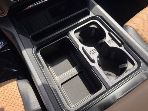 New 2026 Ford F250 Lariat w/ Black Appearance Package image 22