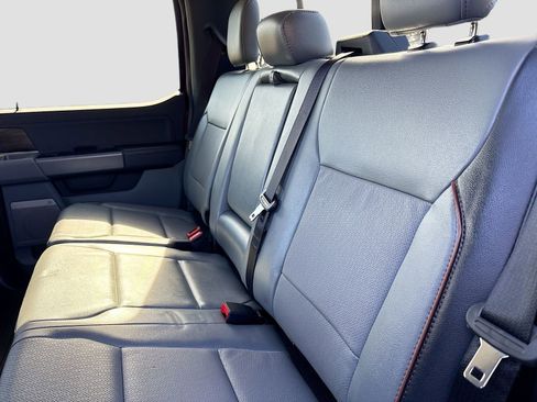 Used 2024 Ford F150 Lariat w/ FX4 Off-Road Package image 25