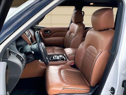 Used 2021 INFINITI QX80 Sensory w/ All-Season Package image 25
