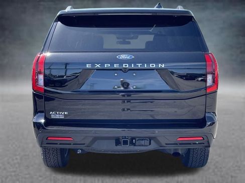 Used 2025 Ford Expedition Active AWD/4WD image 22