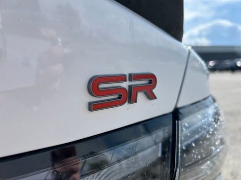 New 2026 Nissan Sentra SR FWD image 10