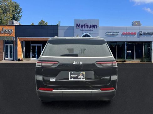 Used 2023 Jeep Grand Cherokee L Limited AWD/4WD image 5