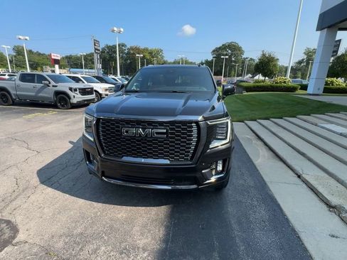 Certified 2023 GMC Yukon Denali Ultimate image 3