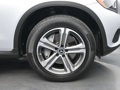 Used 2017 Mercedes-Benz GLC 300 4MATIC image 24
