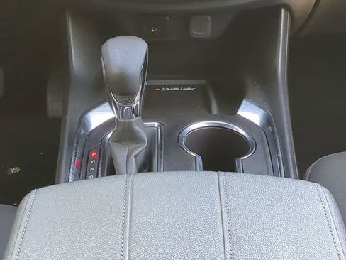 Used 2023 Chevrolet Traverse LT AWD/4WD image 18