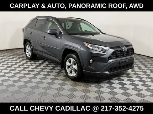 Used 2019 Toyota RAV4 XLE image 1