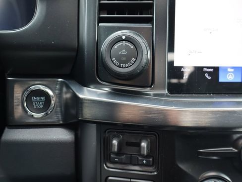 New 2026 Ford F250 Lariat w/ Black Appearance Package AWD/4WD image 38