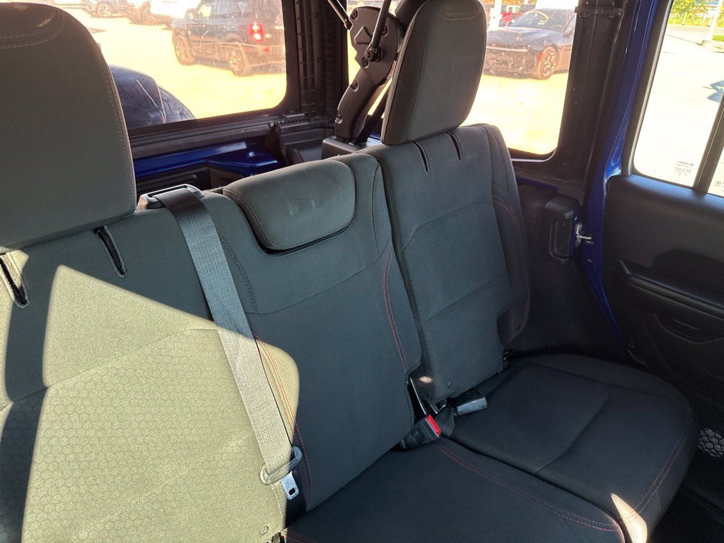 Used 2018 Jeep Wrangler Unlimited Rubicon AWD/4WD image 27