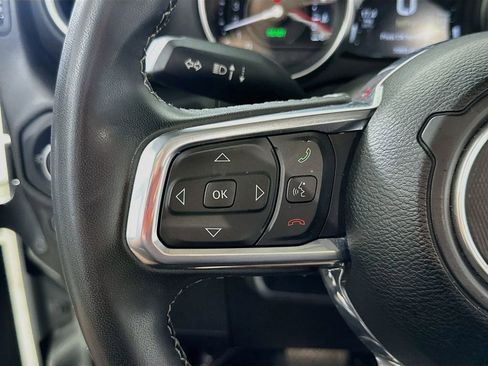 Used 2023 Jeep Wrangler Unlimited Sahara AWD/4WD image 22