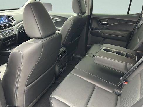 Used 2025 Honda Ridgeline RTL image 11