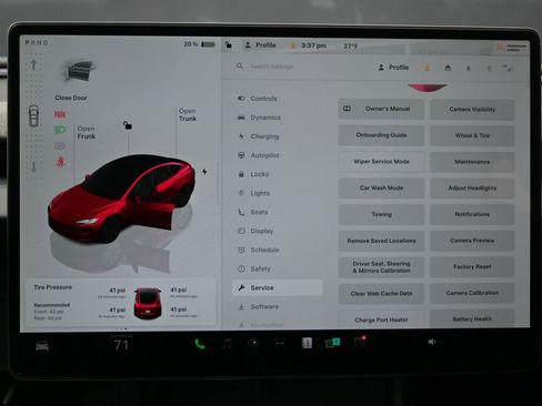 Used 2024 Tesla Model 3 Standard Range image 28