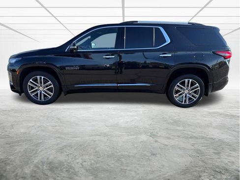 Used 2023 Chevrolet Traverse High Country AWD/4WD image 2