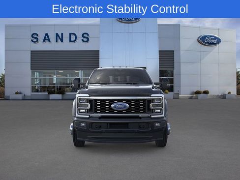 New 2026 Ford F450 Platinum w/ FX4 Off-Road Package AWD/4WD image 6