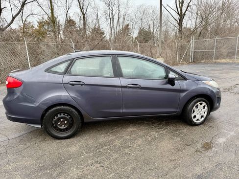 Used 2013 Ford Fiesta S w/ Convenience Pkg image 5